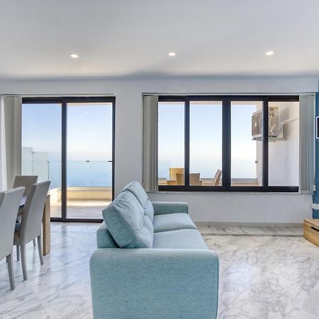Seafront Sliema Apartment With Balcony & Sea Views By Jl Buitenkant foto